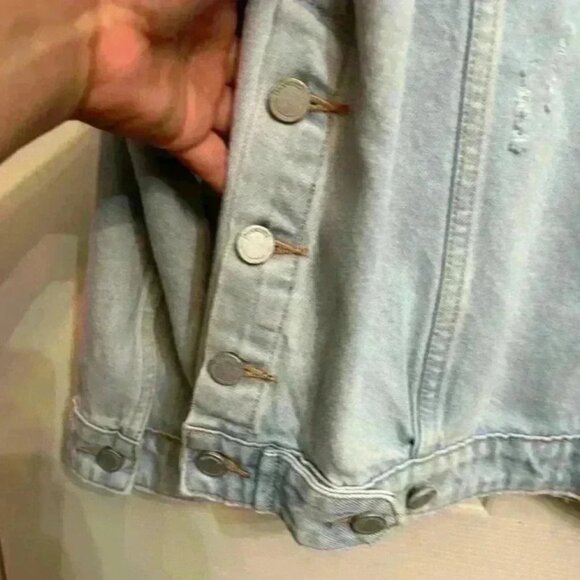 Blanknyc distressed denim jacket - Picture 3 of 3